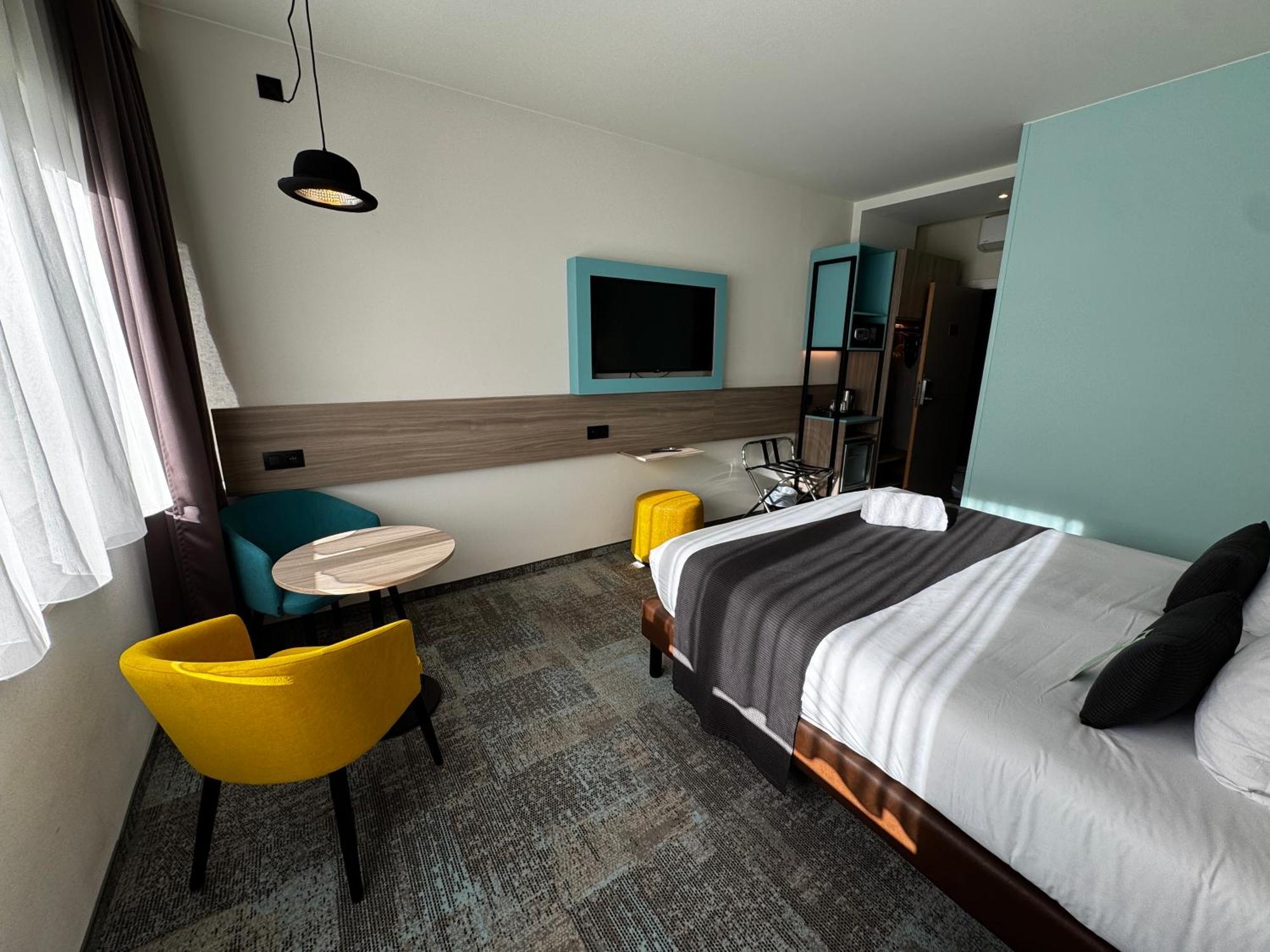 & Mons Soignies Hotel