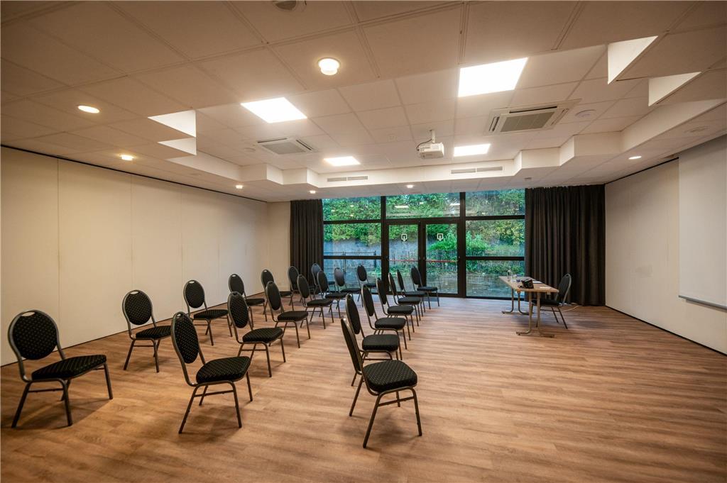 & Mons Soignies Hotel 4*